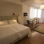 Donna Ilaria - Campo Marzio